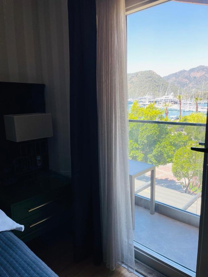Hotel Marina Bay Goecek Luaran gambar