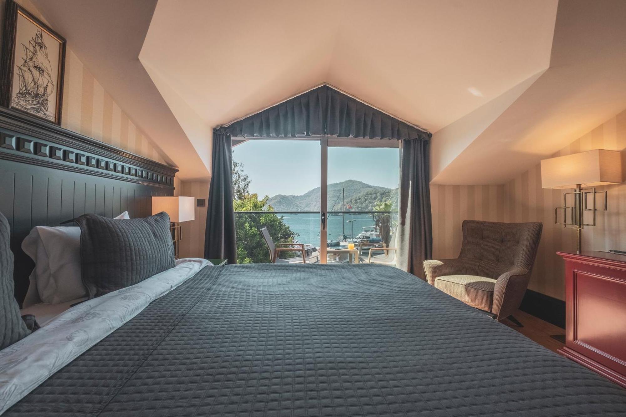 Hotel Marina Bay Goecek Luaran gambar