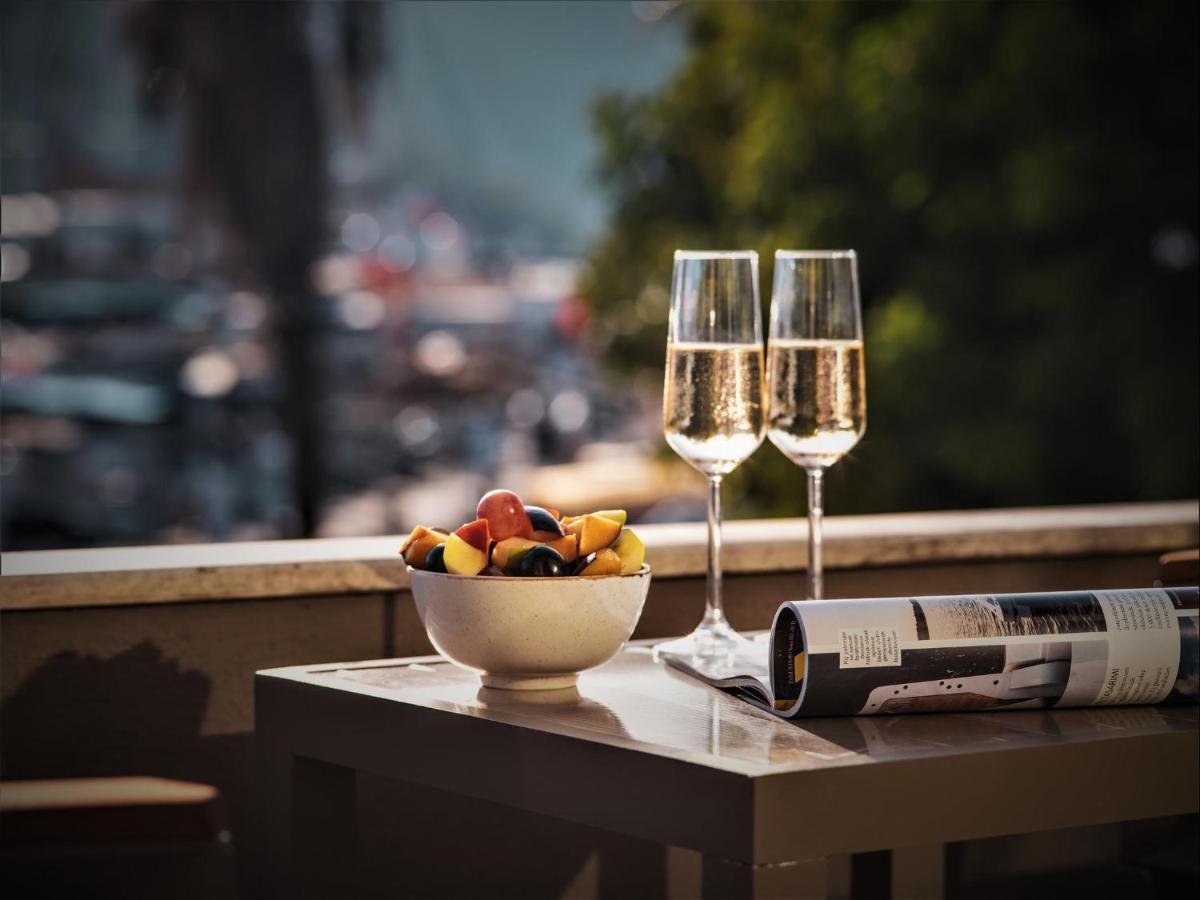 Hotel Marina Bay Goecek Luaran gambar